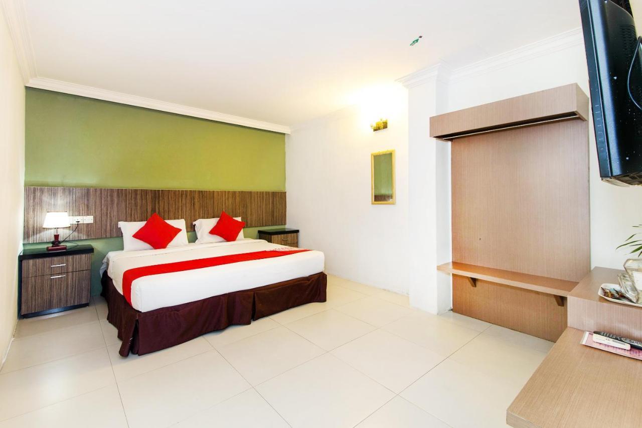 Crystal City Hotel Kuantan Esterno foto