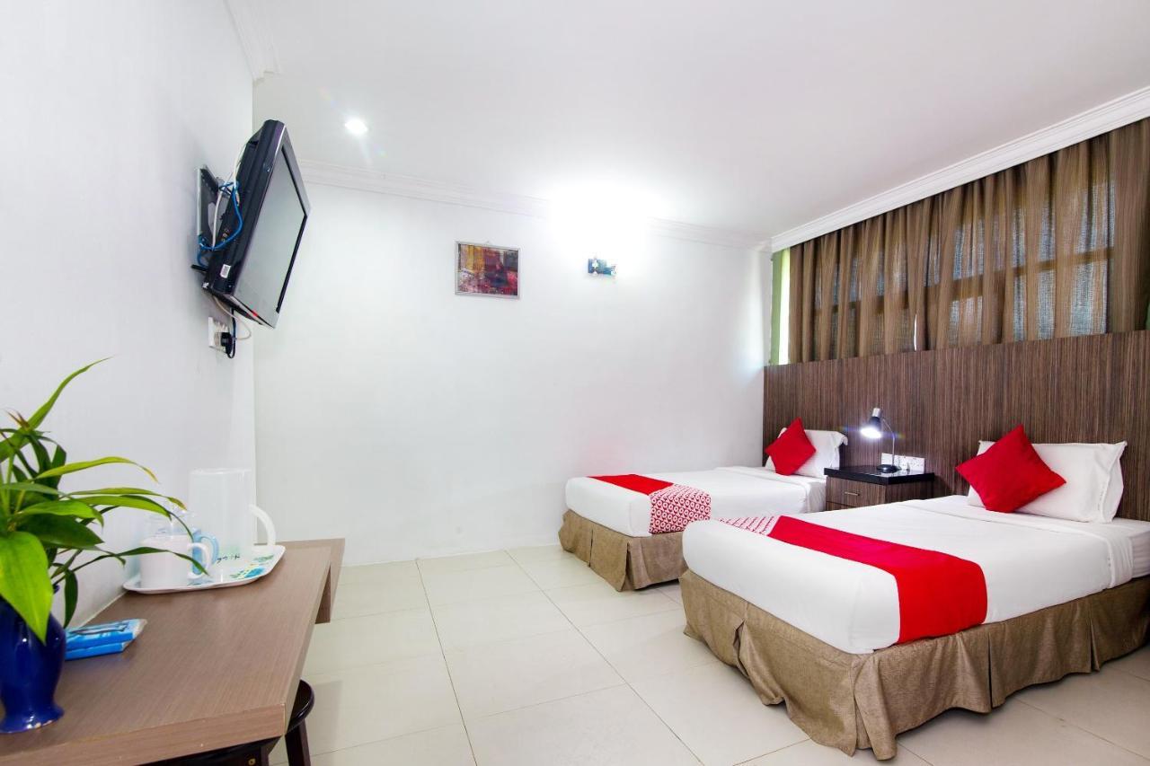 Crystal City Hotel Kuantan Esterno foto