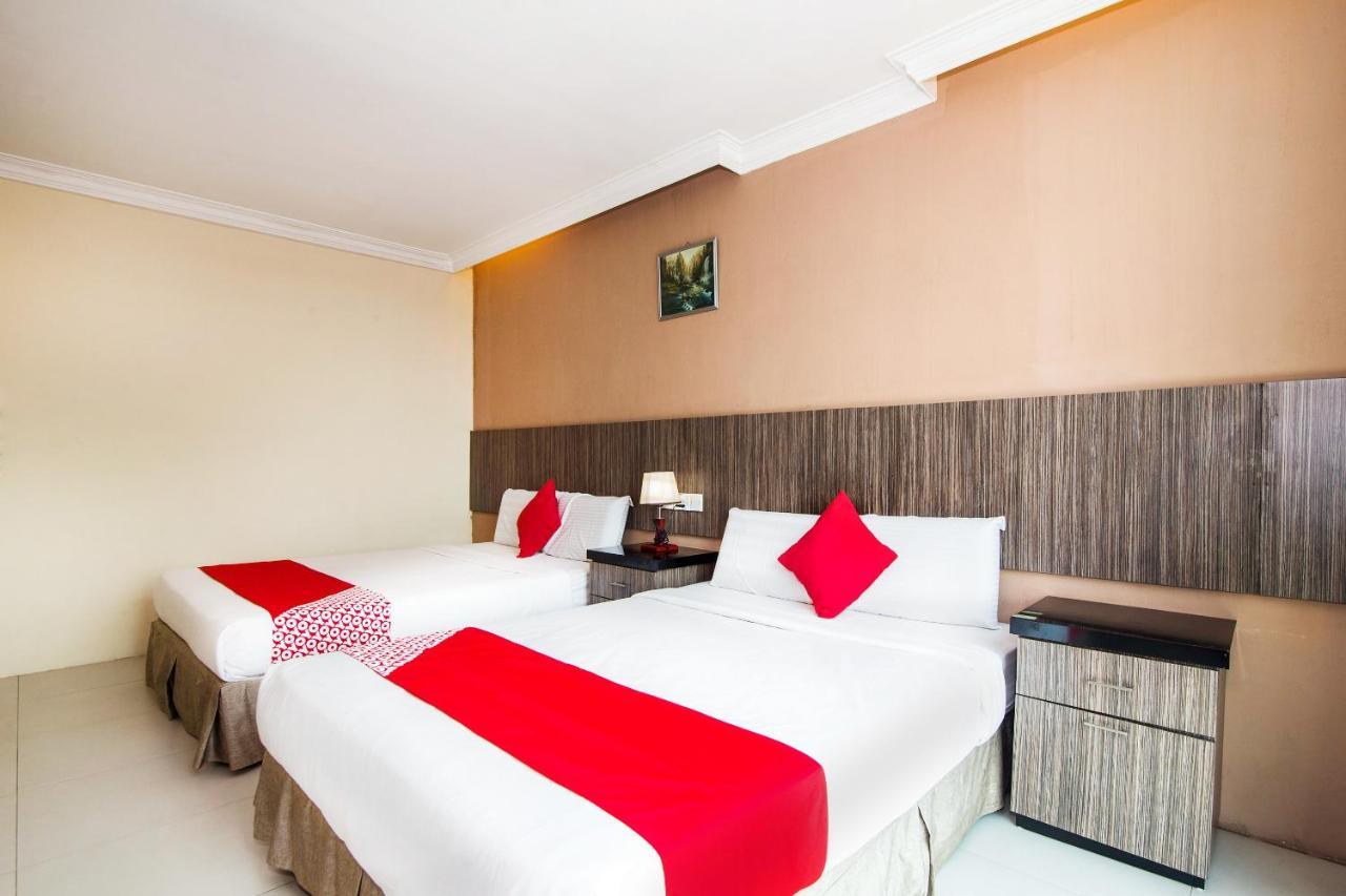 Crystal City Hotel Kuantan Esterno foto