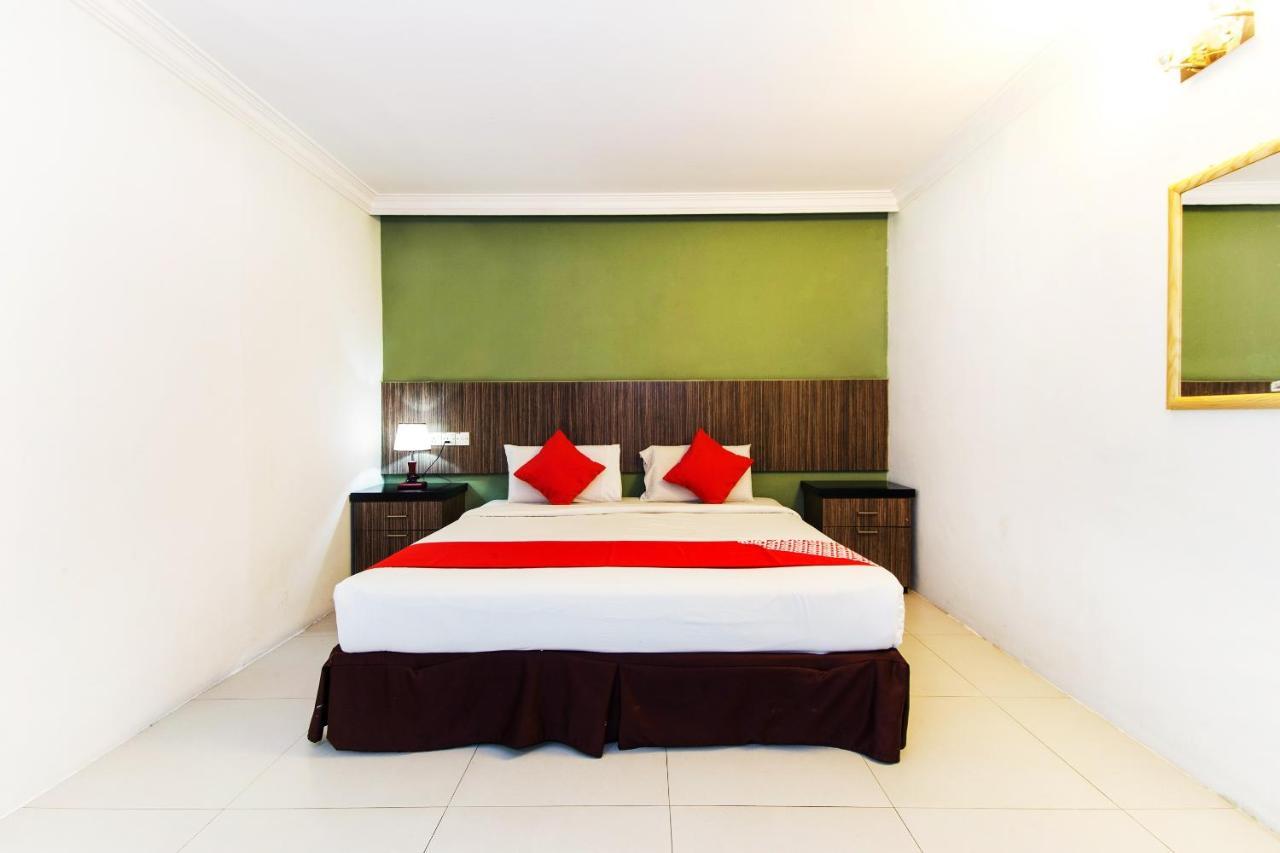 Crystal City Hotel Kuantan Esterno foto