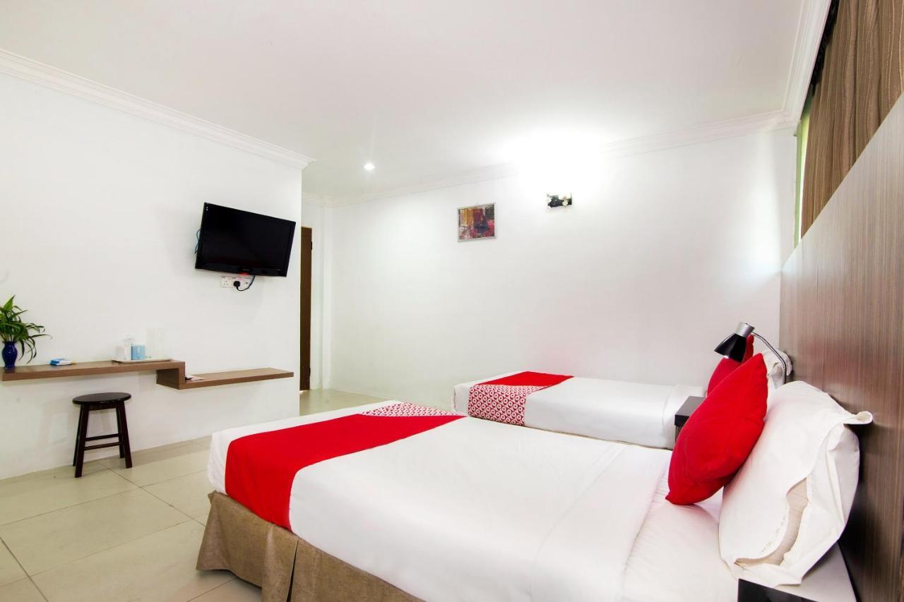 Crystal City Hotel Kuantan Esterno foto