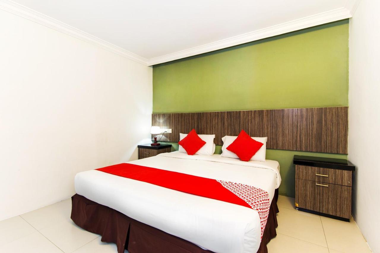 Crystal City Hotel Kuantan Esterno foto