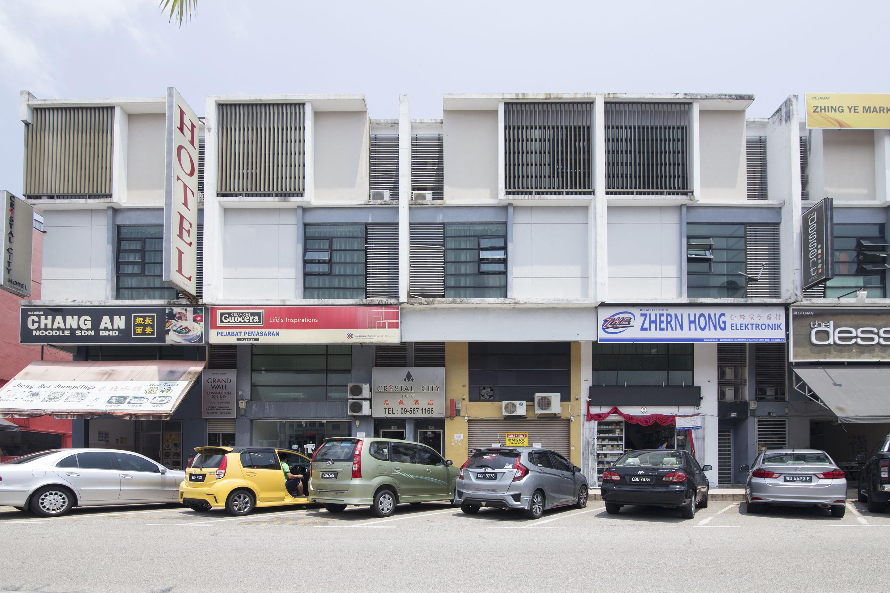 Crystal City Hotel Kuantan Esterno foto