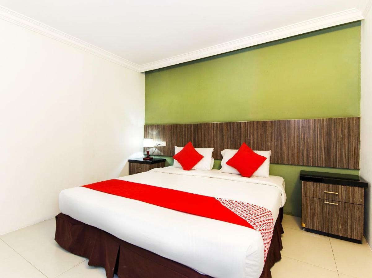 Crystal City Hotel Kuantan Esterno foto
