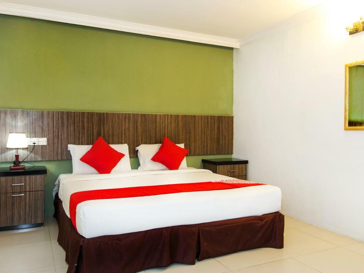 Crystal City Hotel Kuantan Esterno foto